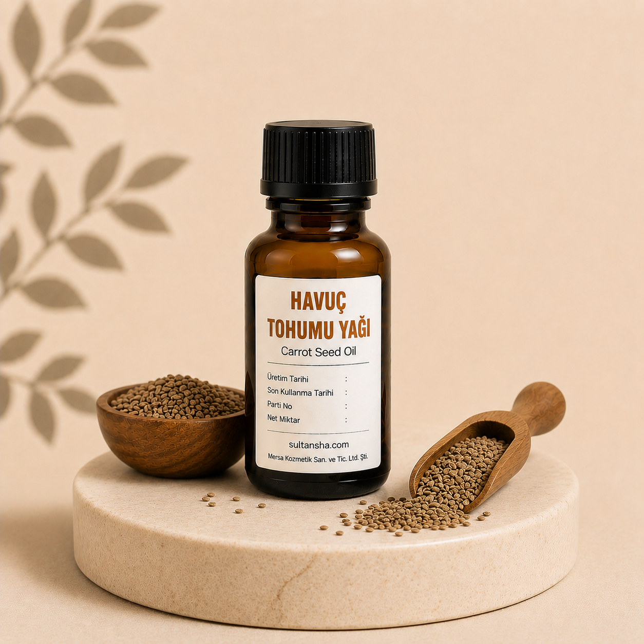 Havuç Tohumu Uçucu Yağı (Carrot Seed Essential Oil) aromaterapi ve doğal kozmetik ürünlerinde kullanılan uçucu yağ.